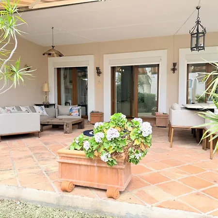 Casa Paraiso * Εστεπόνα