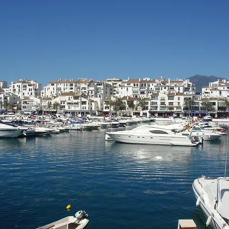 Casa Paraiso * Εστεπόνα